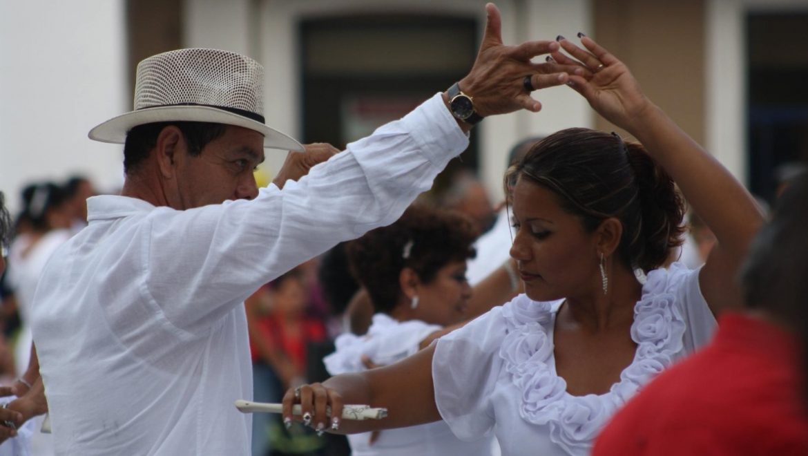 Quelles danses pouvez-vous trouver dans un spectacle mexicain ?